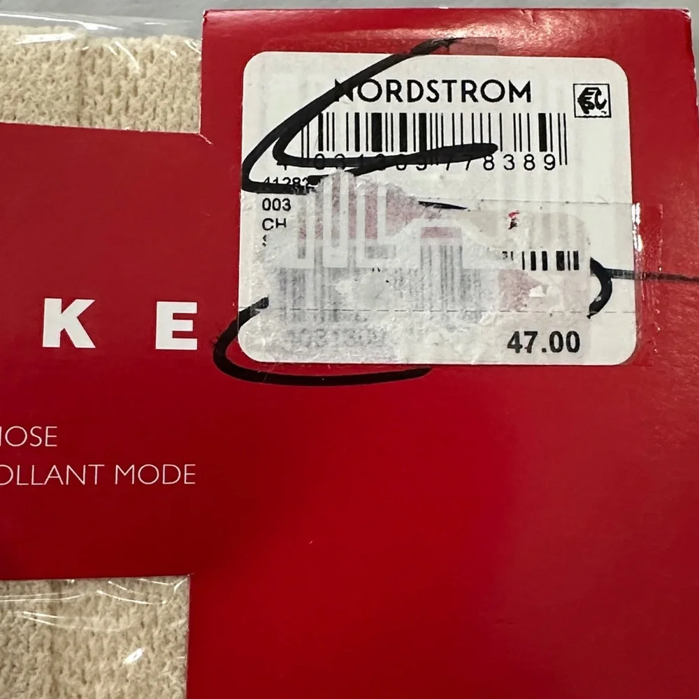 FALKE Nordstrom Champagne cream Patterned Fishnet Tights Net Pantyhose 0 S‎ NEW